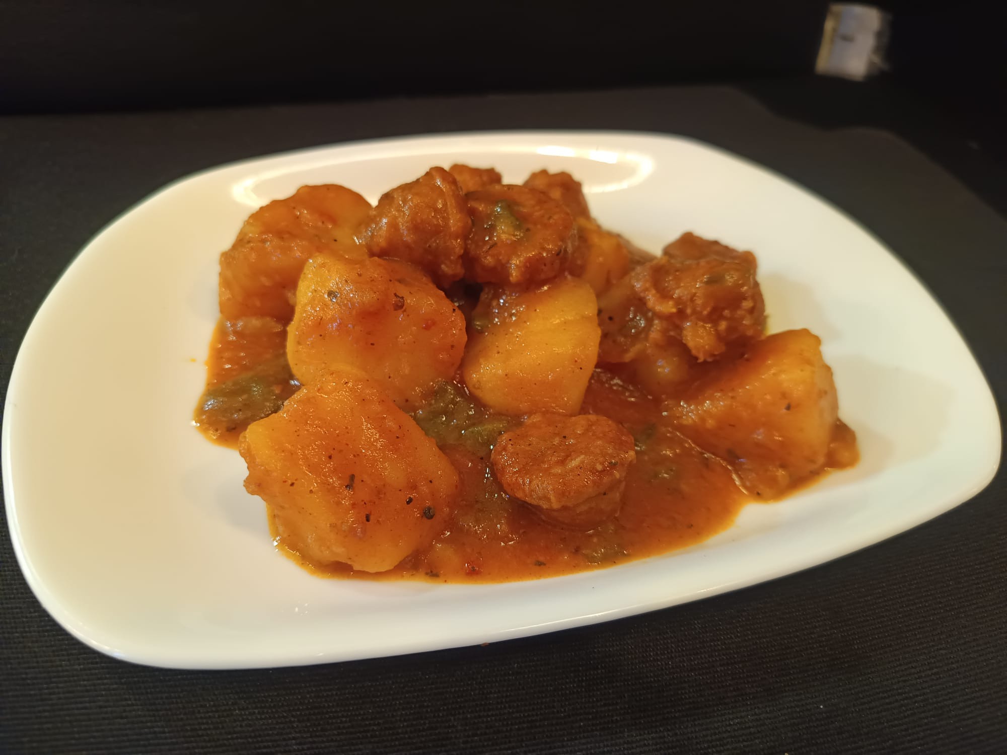 Lee más sobre el artículo Café Dublín – Patatas a la Riojana